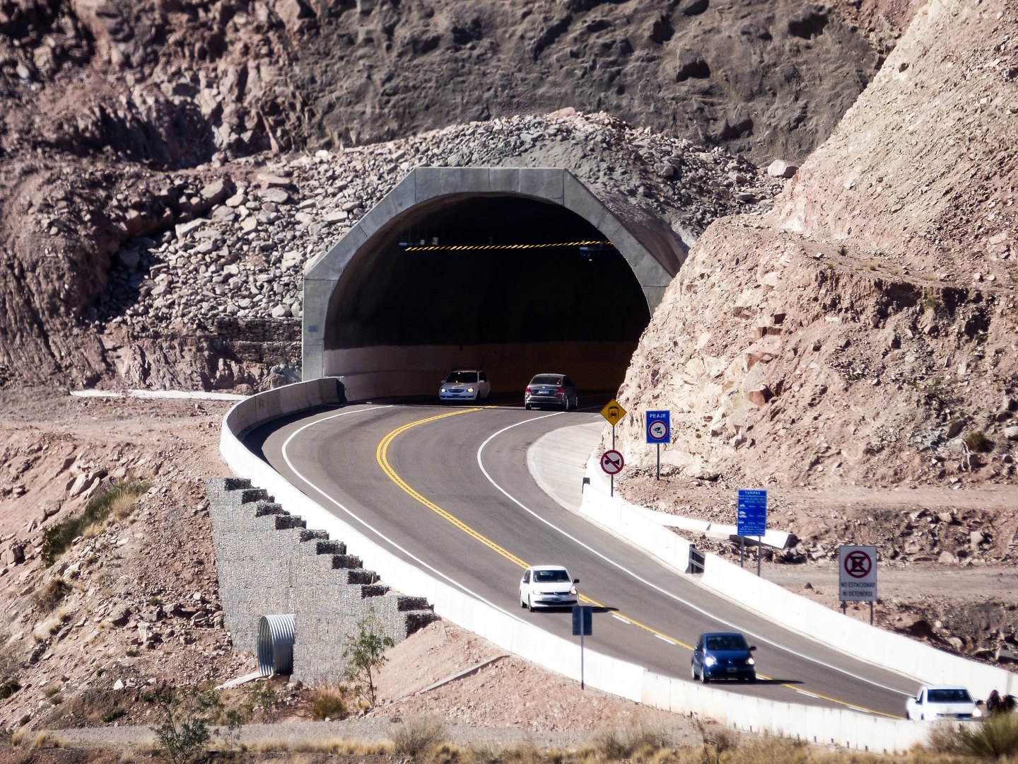 Iniciarán construcción de túnel de 2 kilómetros en carretera LA RED