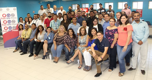 3 PERIODISTAS - copia