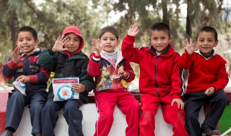 DIF-089-2018.-Inicia DIF Tamaulipas campaña de donación de chamarras “Abrigando Corazones” (1)