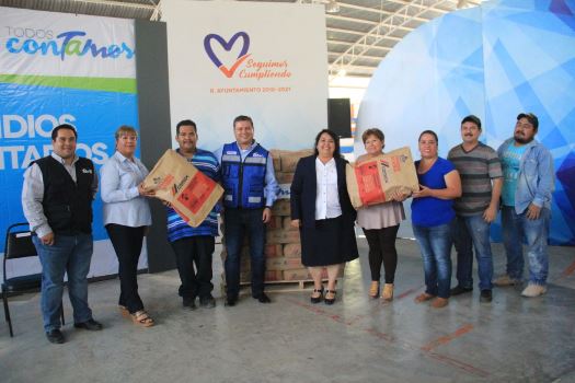2 COPIA Entrega Gobierno de Tamaulipas beneficios a familias de Xicoténcatl (1) - copia