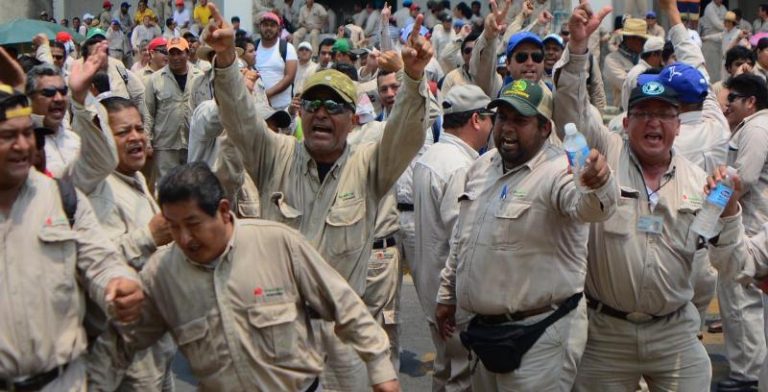 etiene Marina a 300 petroleros en Refinería Madero