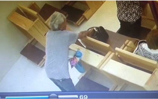 3 COPIA Anciano pierde el temor a Dios