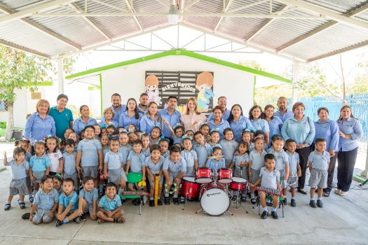 COPIA DIF-057-2019.-Gobierno del Estado y DIF Tamaulipas recompensan al Jardín de niños Horacio Terán y a los menores (8)