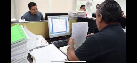 - Pone en marcha