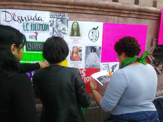 - Marcha