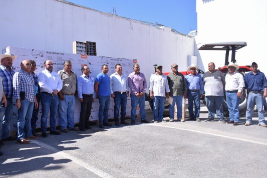 2 COPIA Gobierno del Estado entrega maquinaria y equipo a citricultores a través de PRODETER (1) - copia