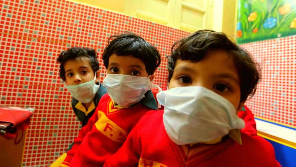Adelantan toque de queda en sistema educativo por Coronavirus