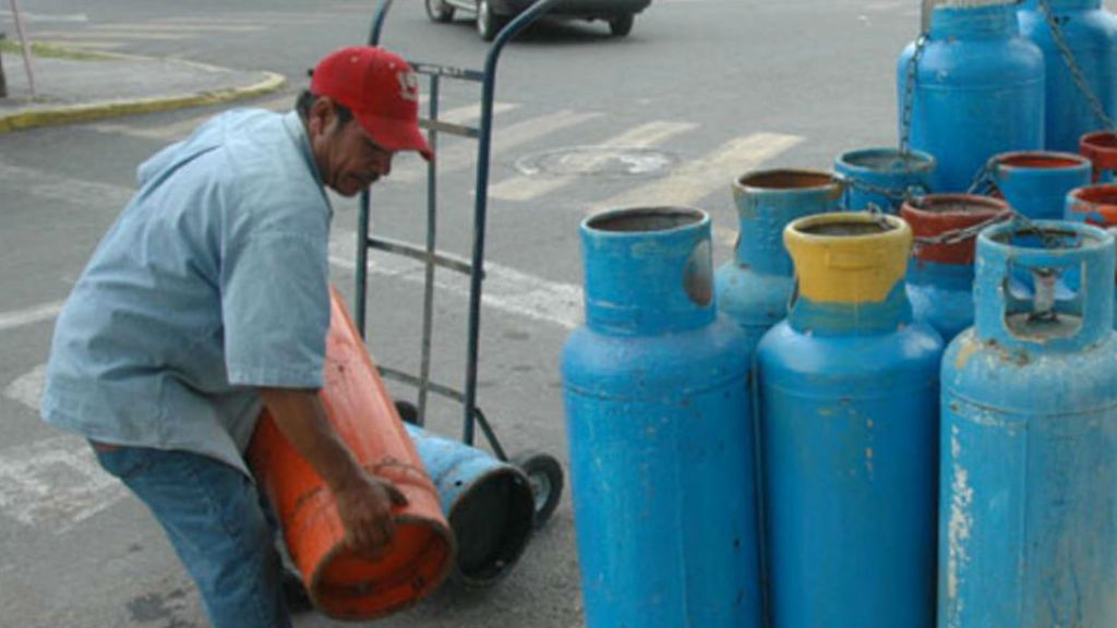 4 Tanques1