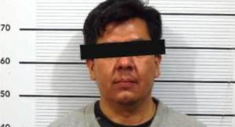 secretario de cabeza de caca