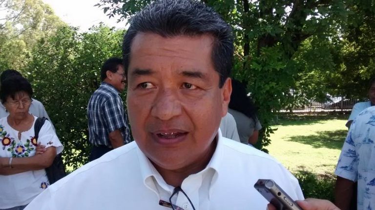 2 Miguel Ángel Tovar Tapia Presidente de la Asociación Estatal de Padres de Familia
