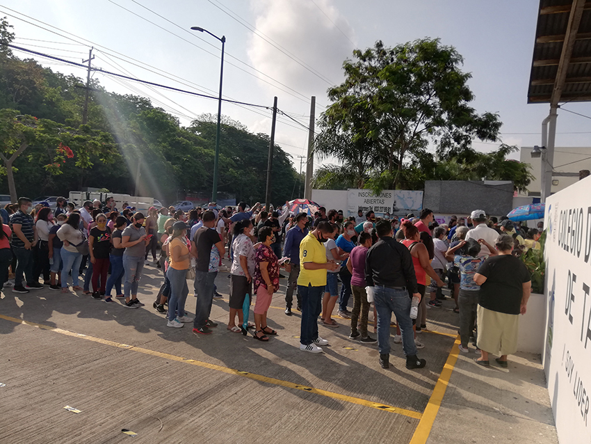 2 Funcionarios