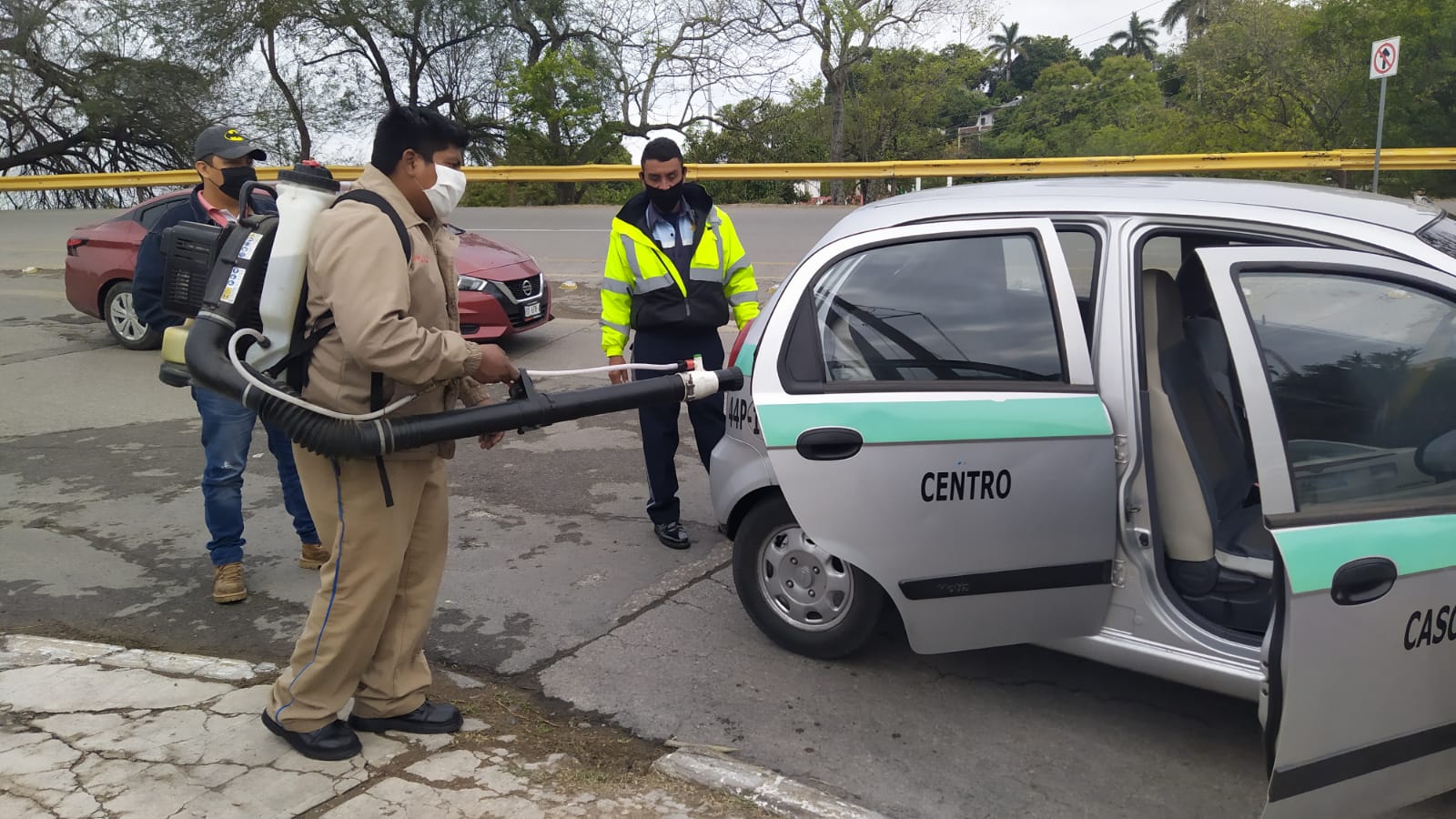 2 Intensifican