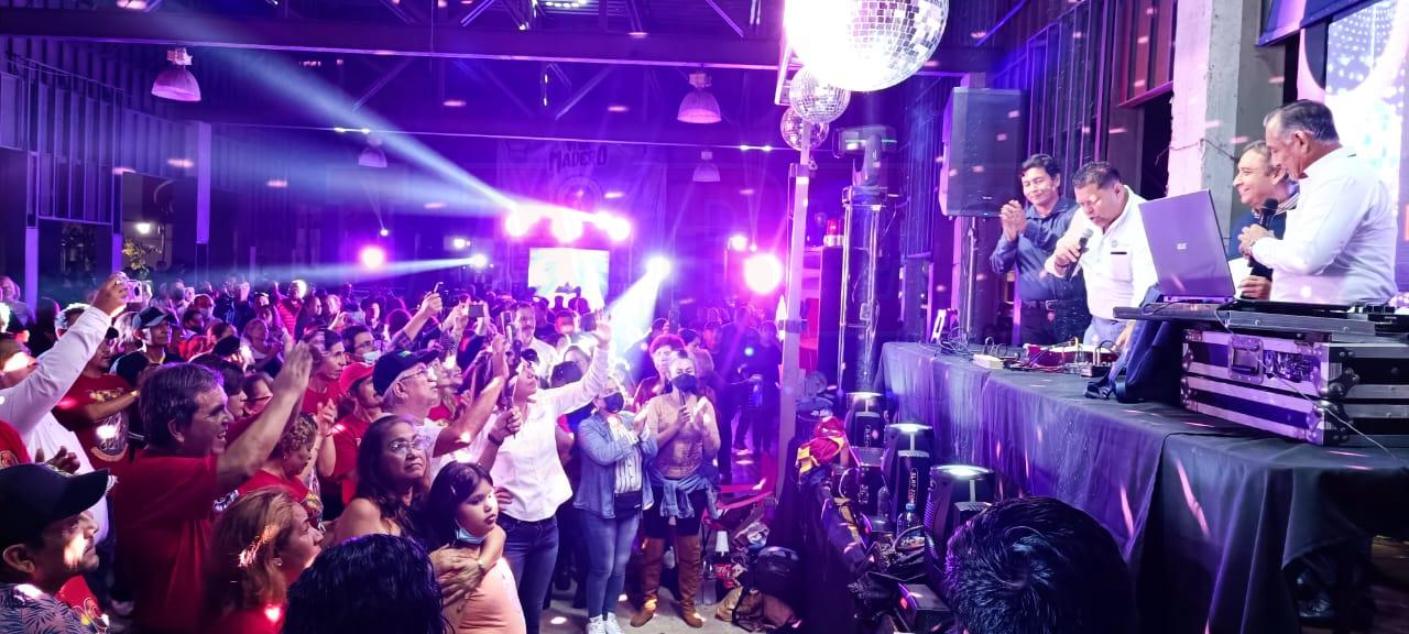 3 disfrutan