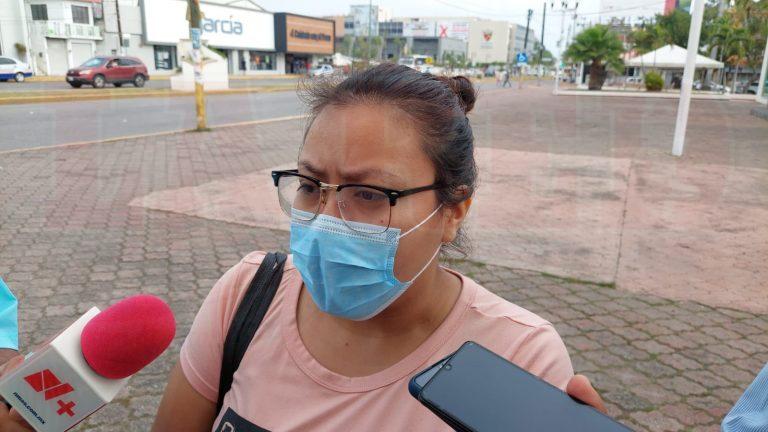 4 - Mujer pide ayuda