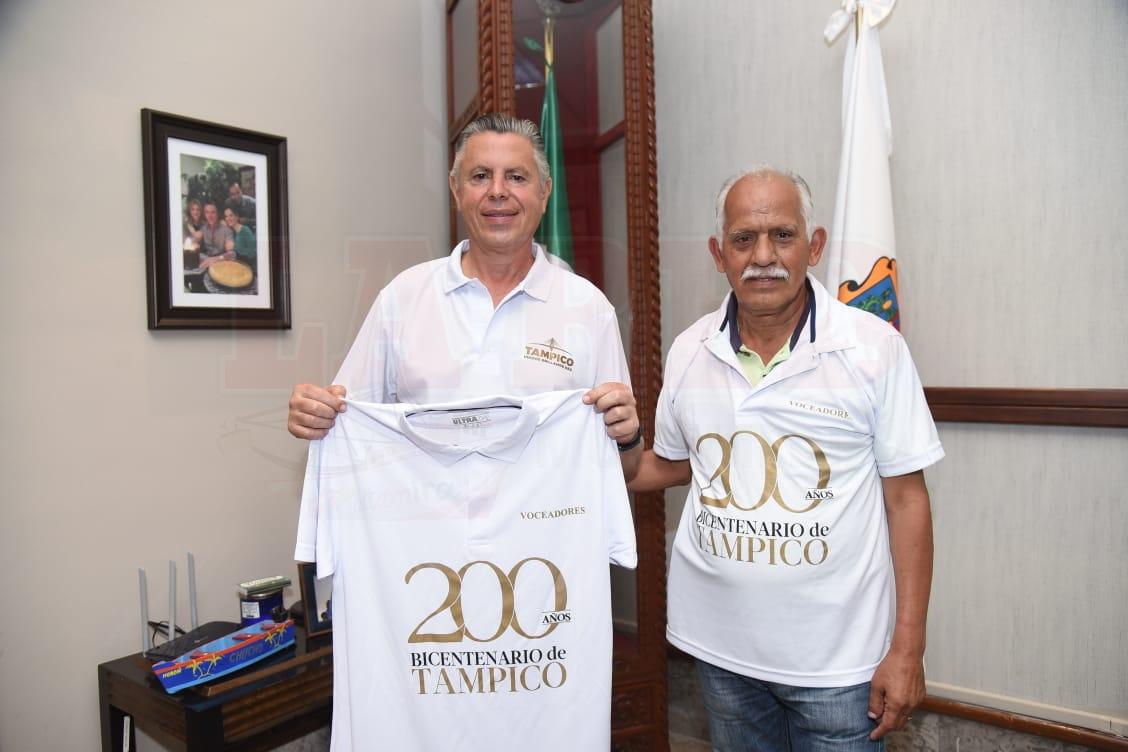 1 BICENTENARIO