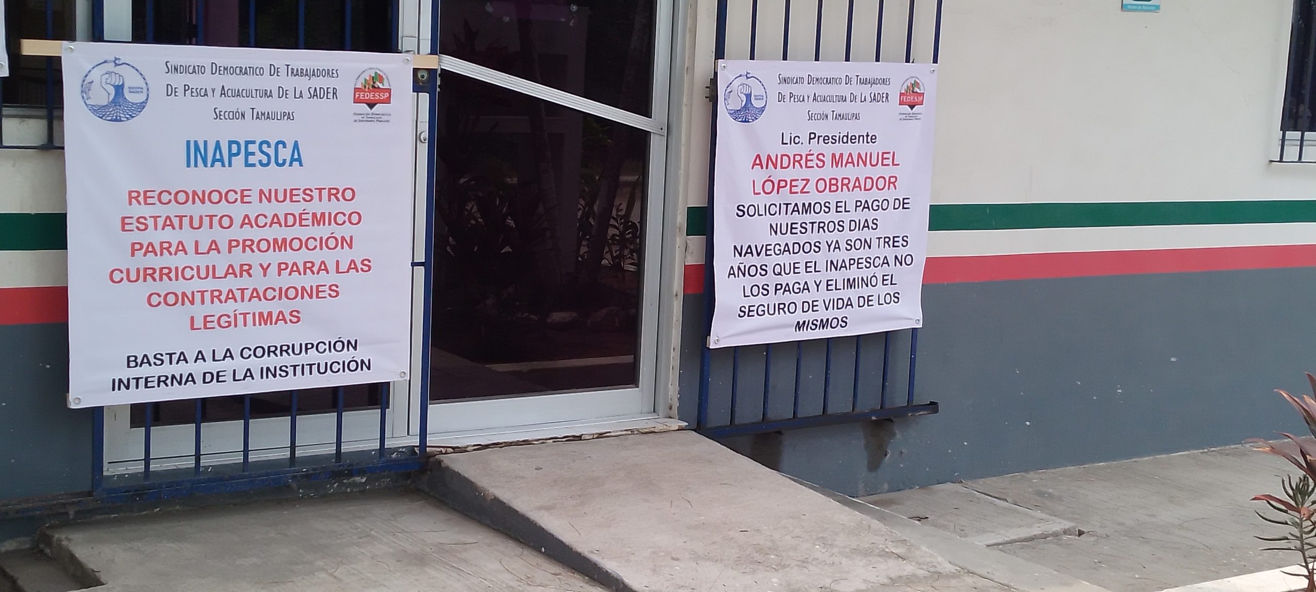 2 Exigen trabajadores