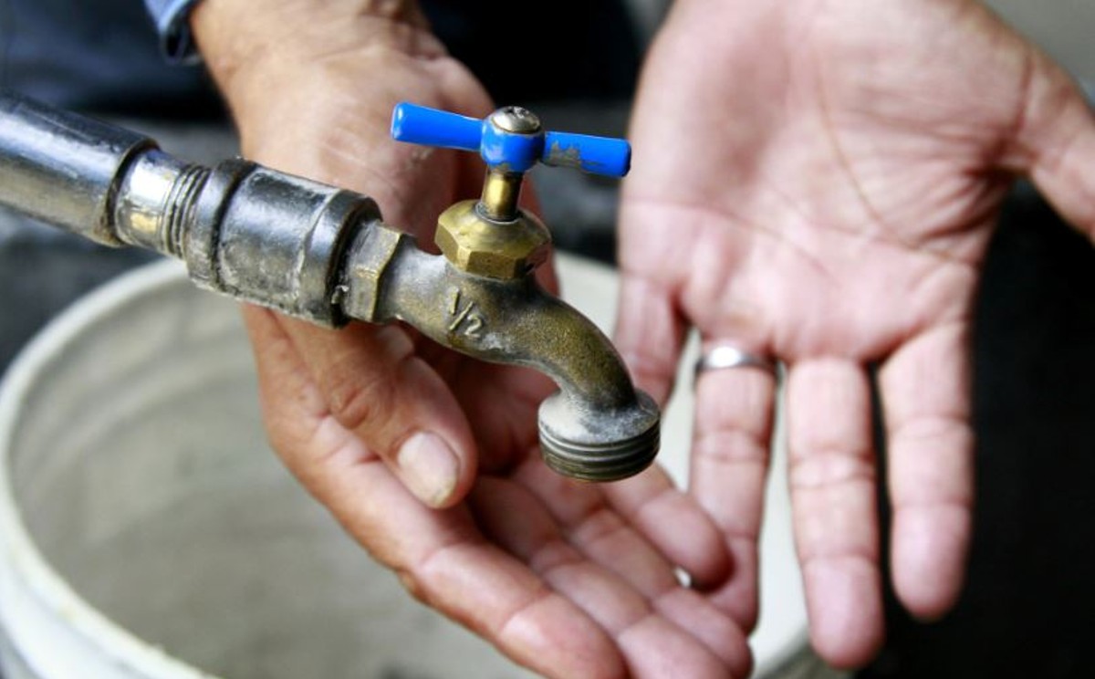 1 AGUA