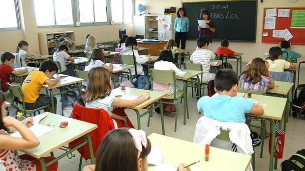 2 Escuelas piden apoyo