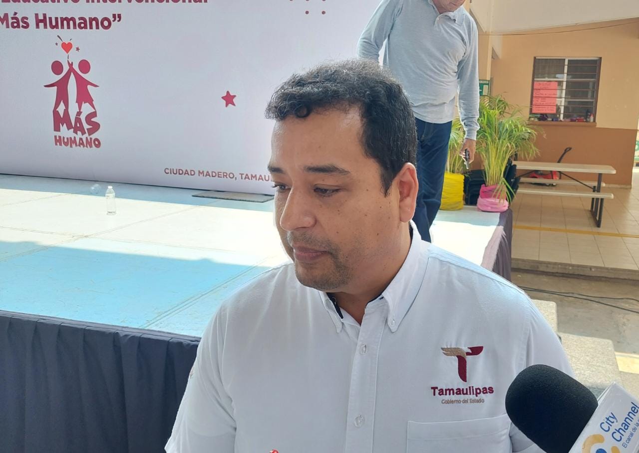 2 Trabajan