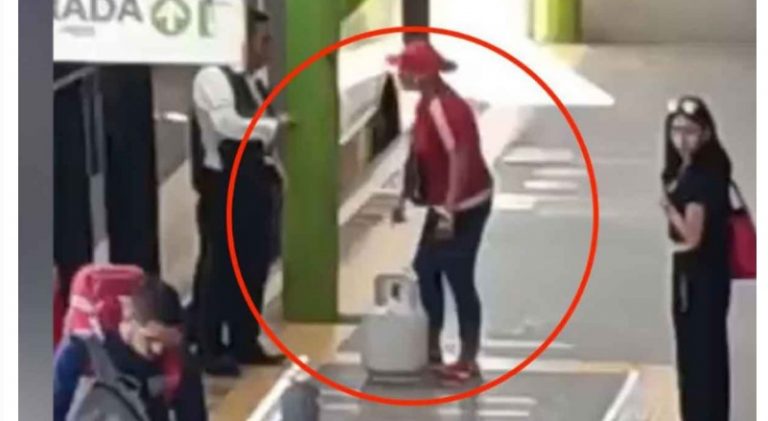 Niegan acceso a mujer que preten