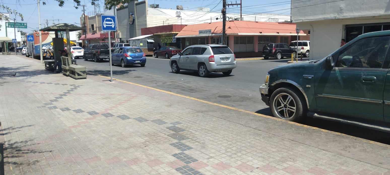 2 TAXIS