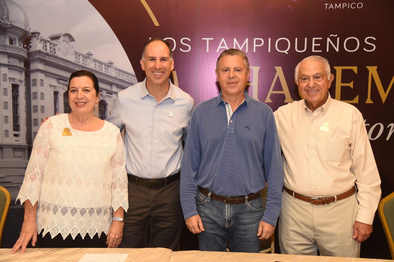 1 ANUNCIAN