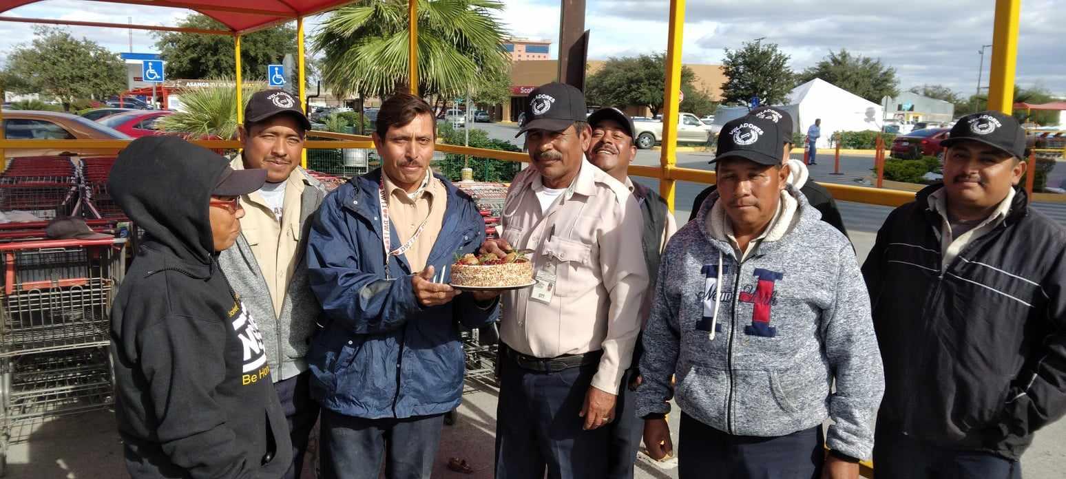 3 VELADORES
