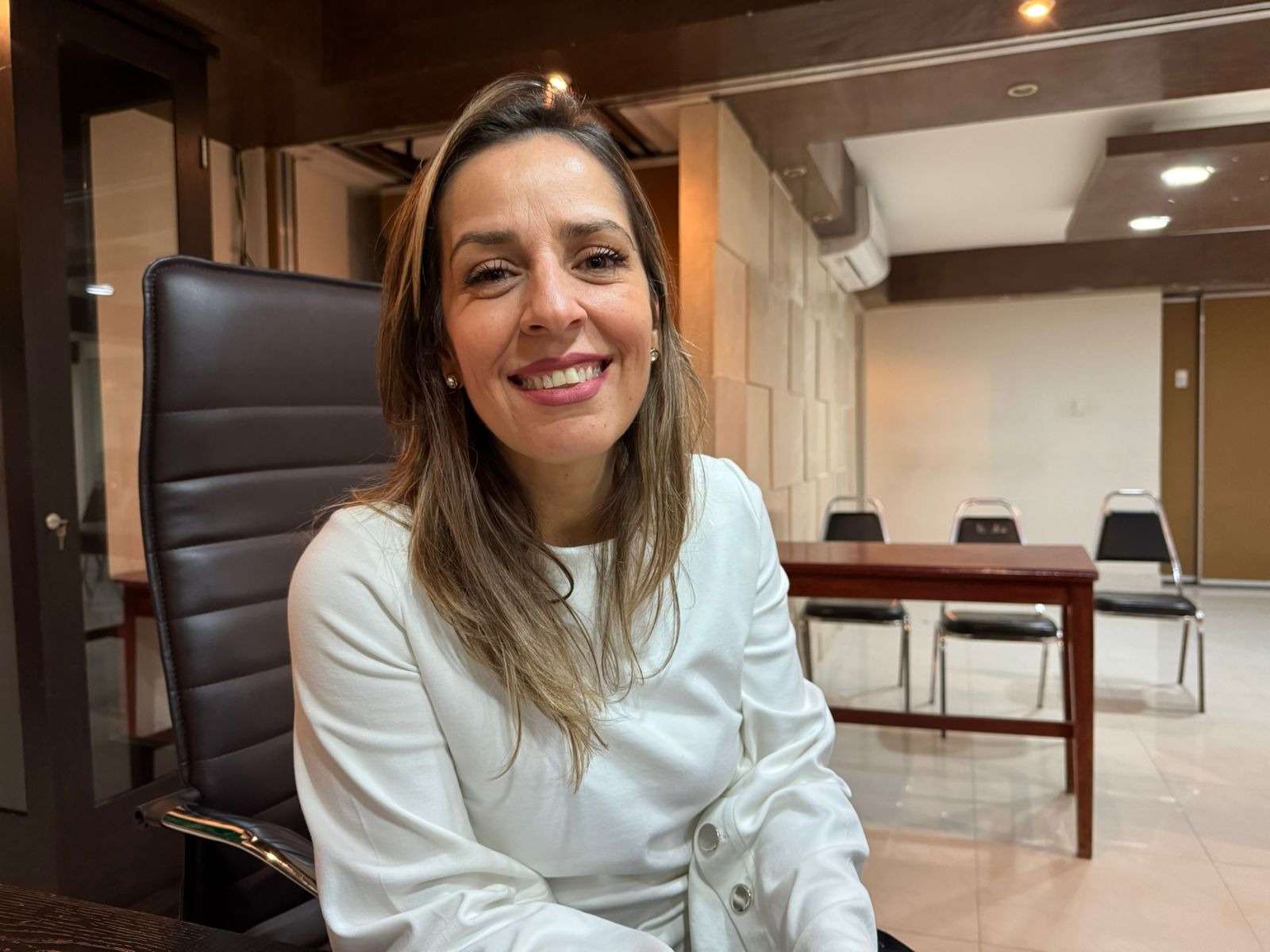 2 Siguen gestiones