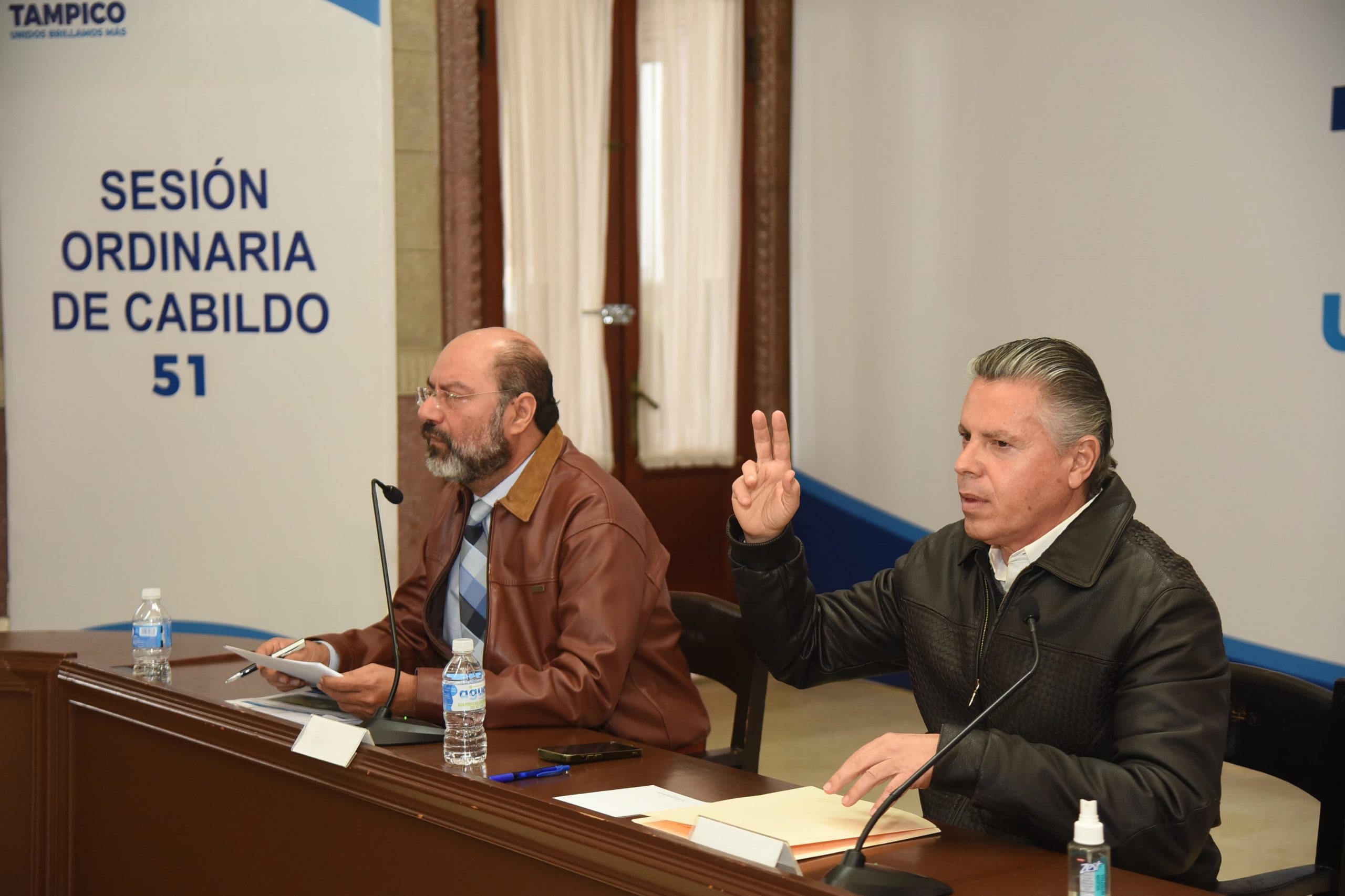 1 APRUEBA