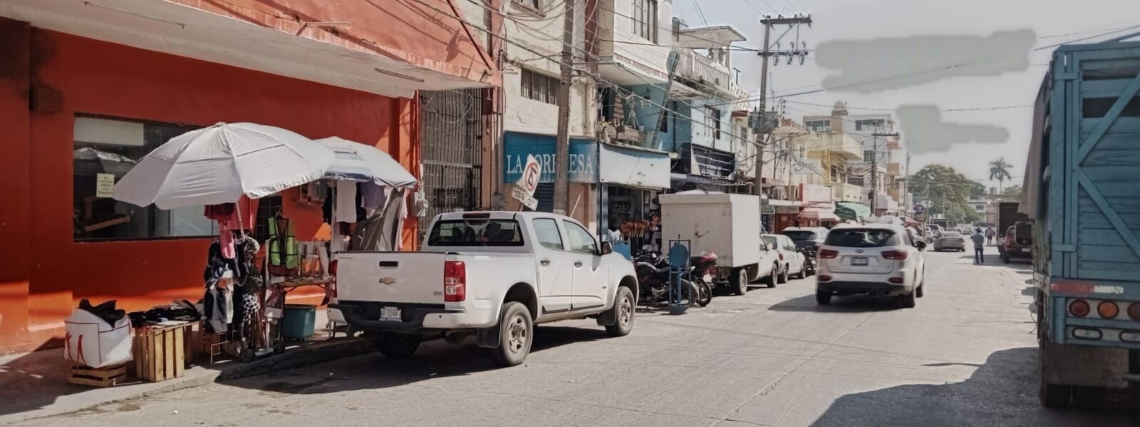 2 Comerciantes