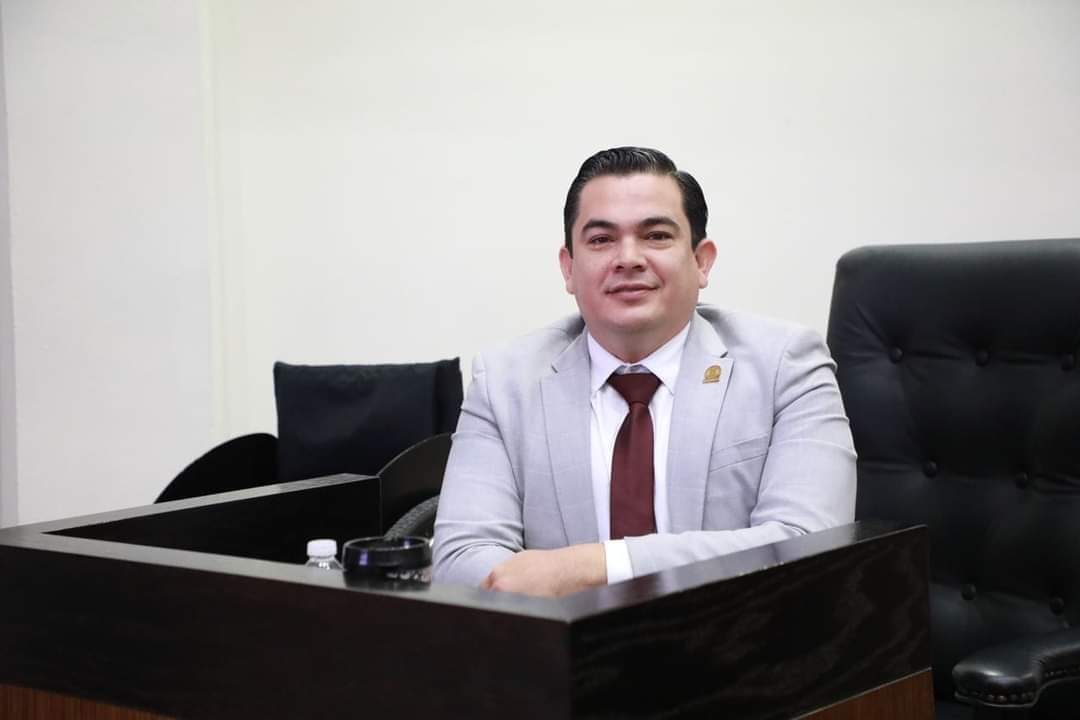 1 CANDIDATURA