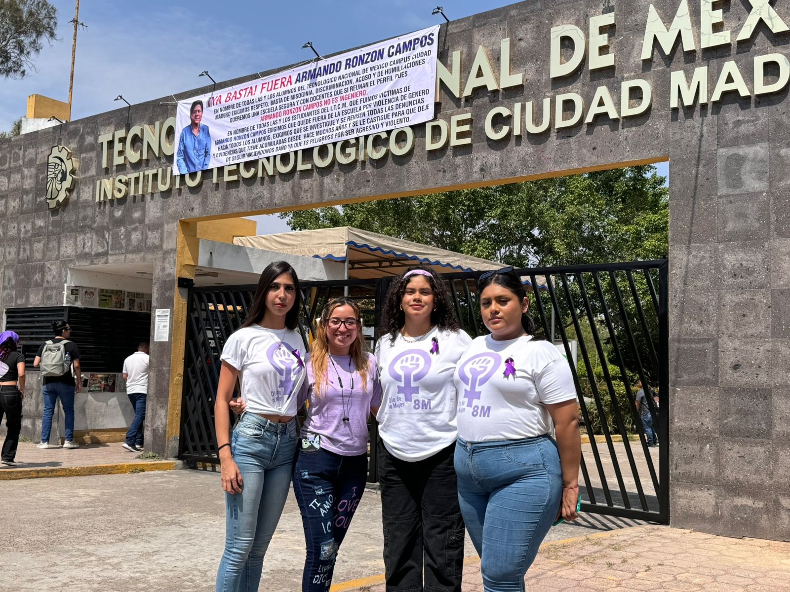 3 ALUMNAS