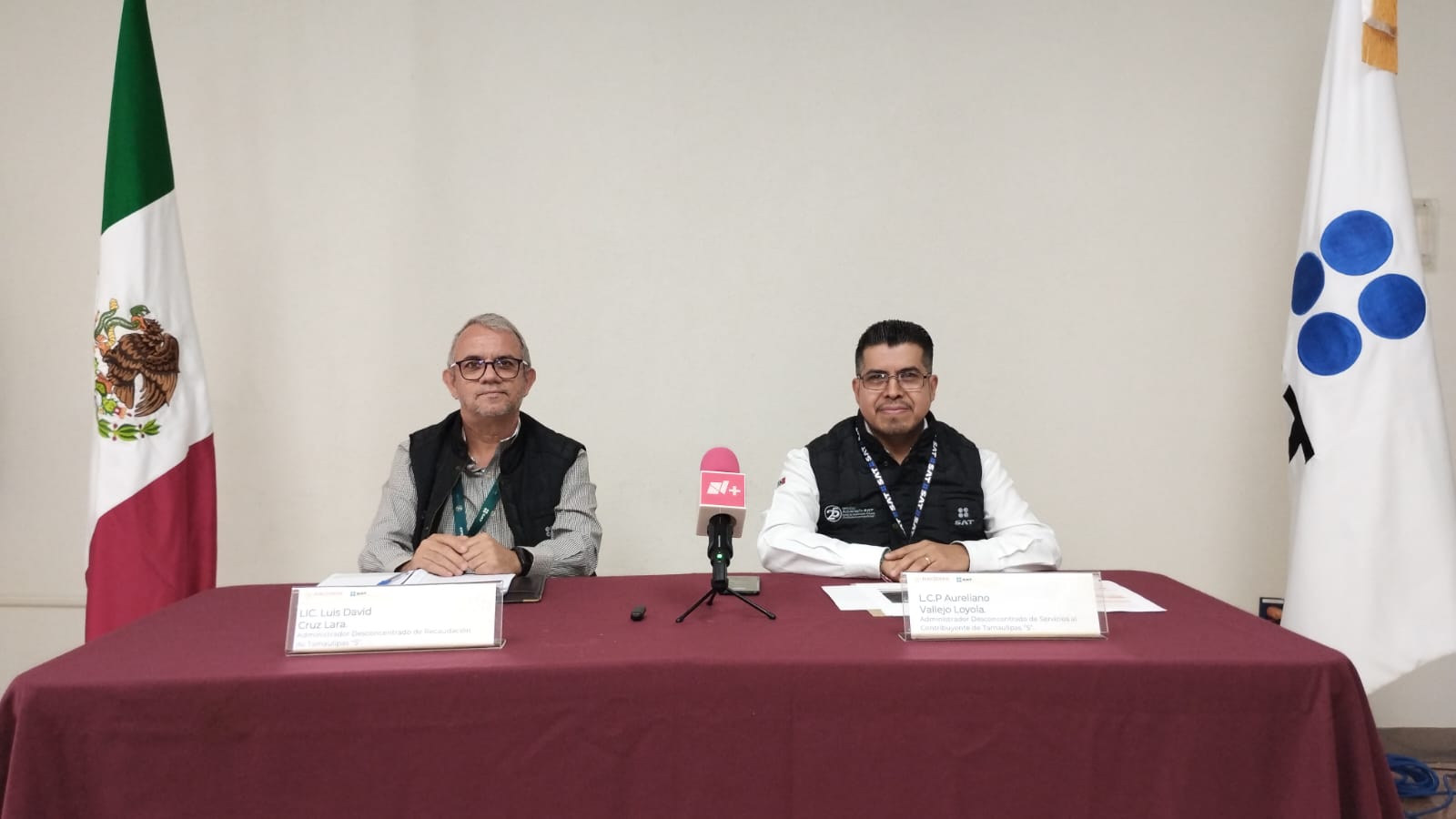 2 Más de 100 mil personas