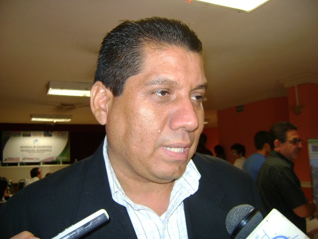 2 Piden comerciantes