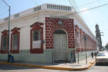2 Sin reporte