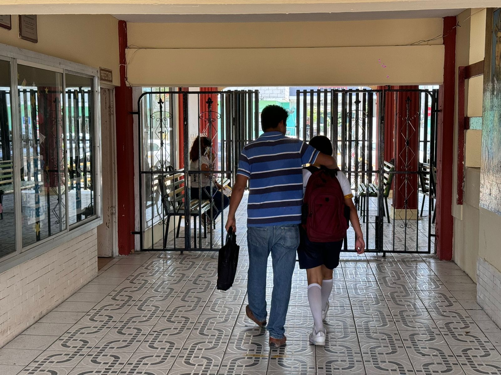 2 Escuelas