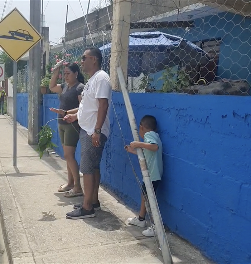 2 Huyen turistas