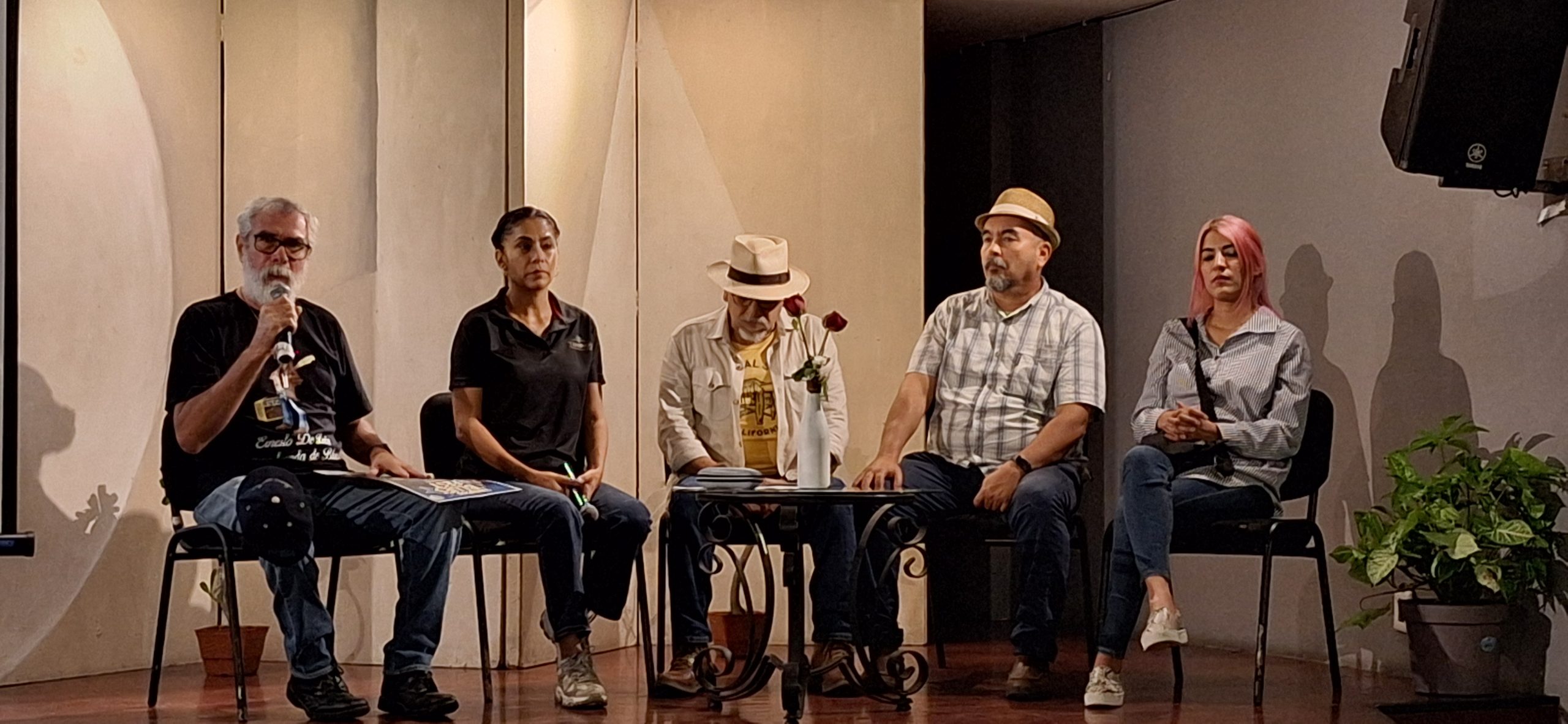 3 Anuncian