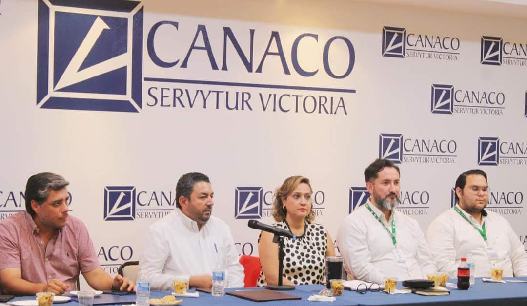 3 Disminuyó