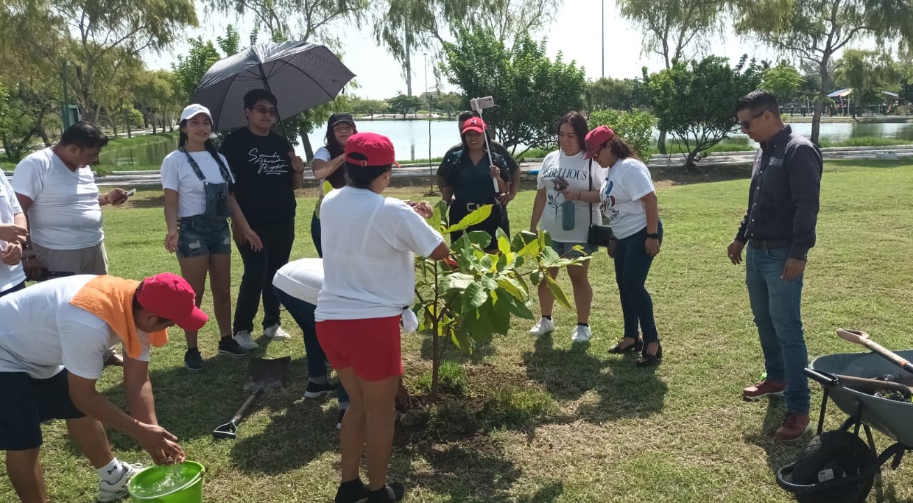 2 Realizan trabajos