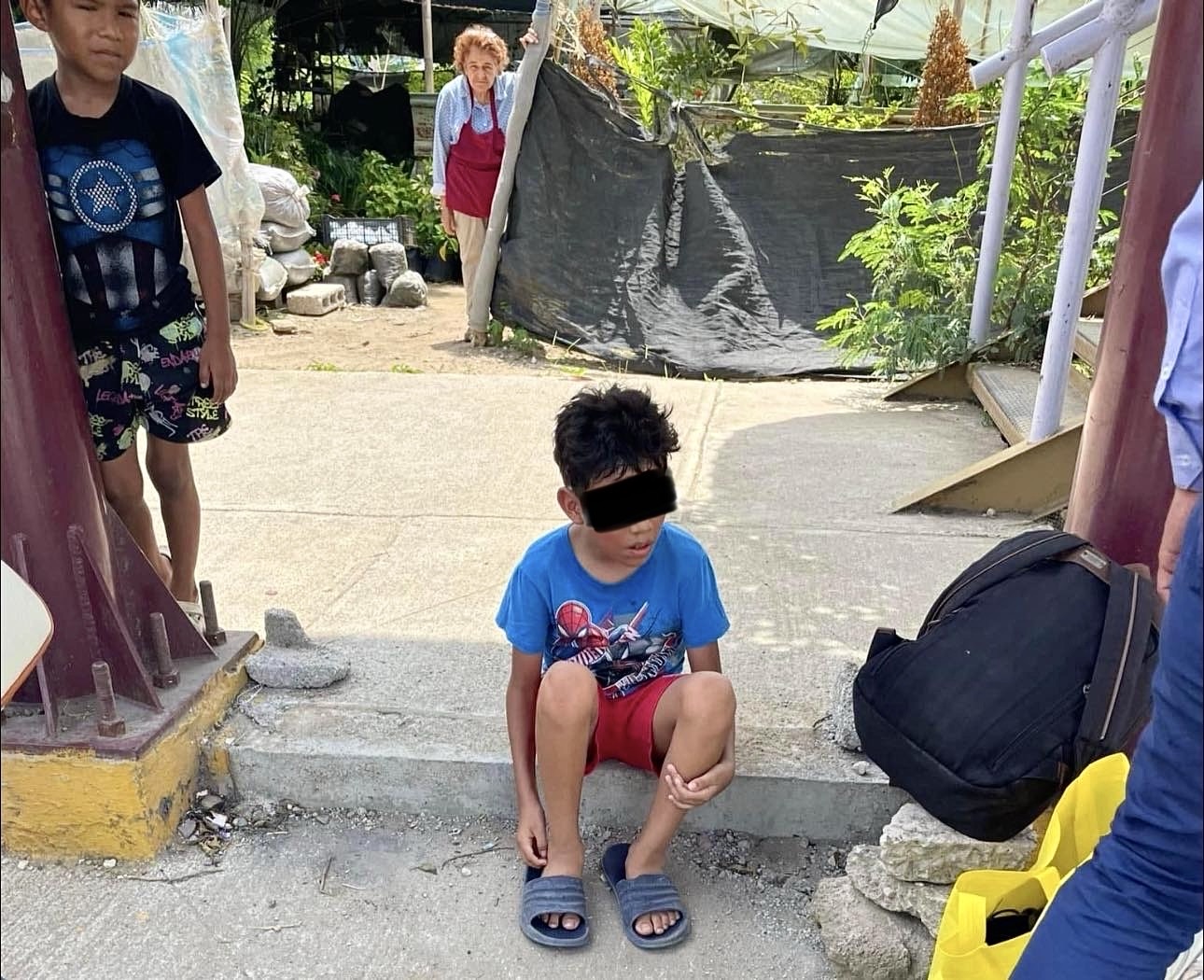 4 Niño deambula