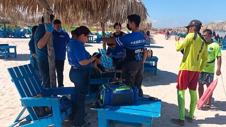 2 Turistas estuvieron