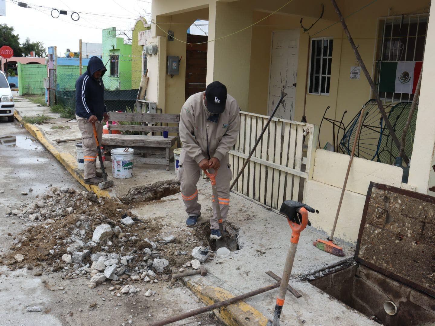 2 Arregla COMAPA Altamira fugas de agua en fraccionamientos