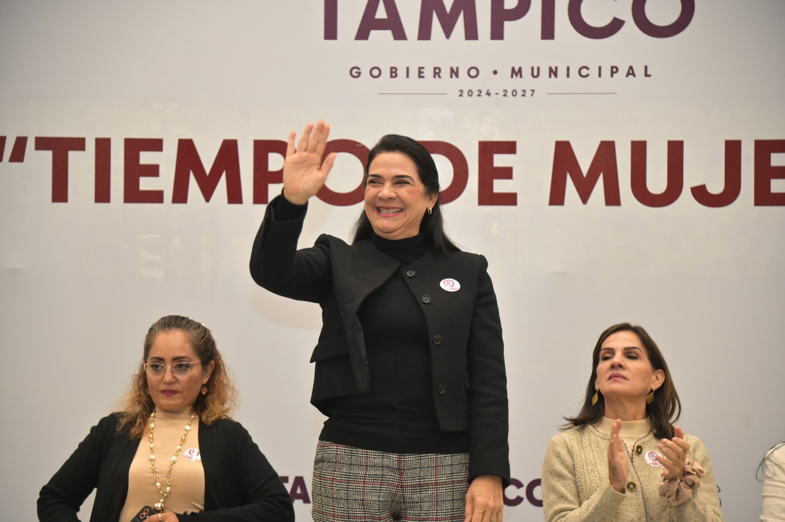 2 LA MUJER