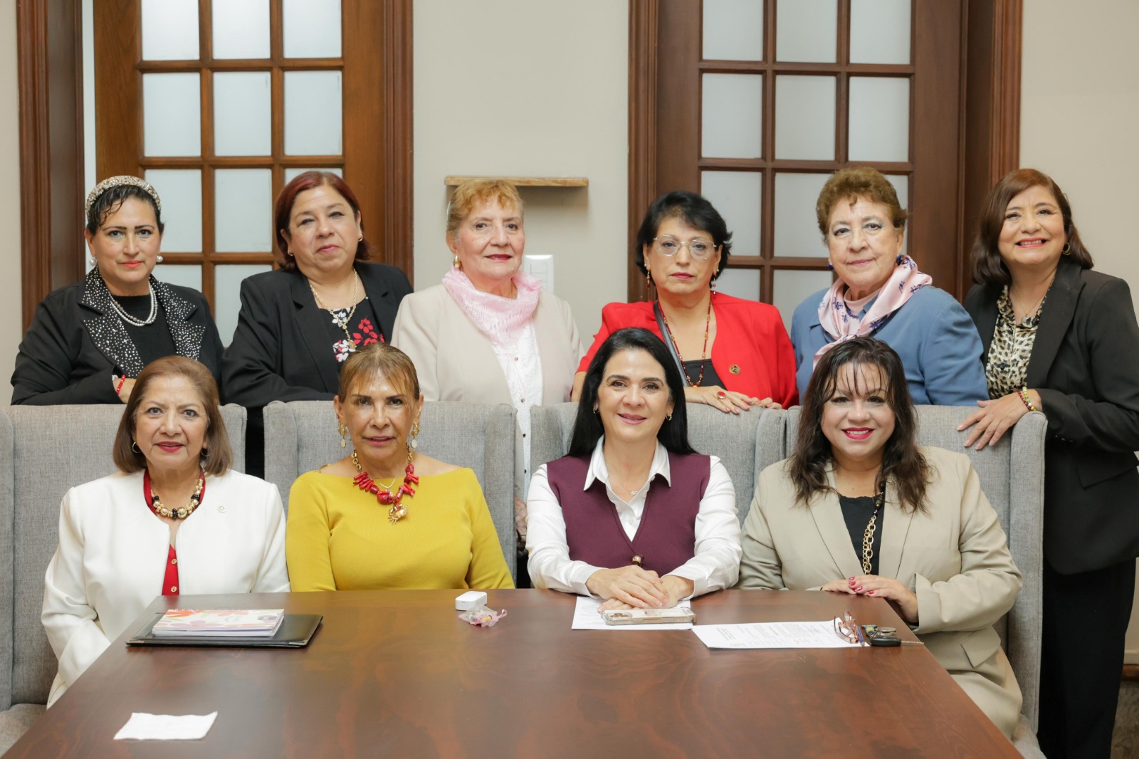 Monk Mujeres