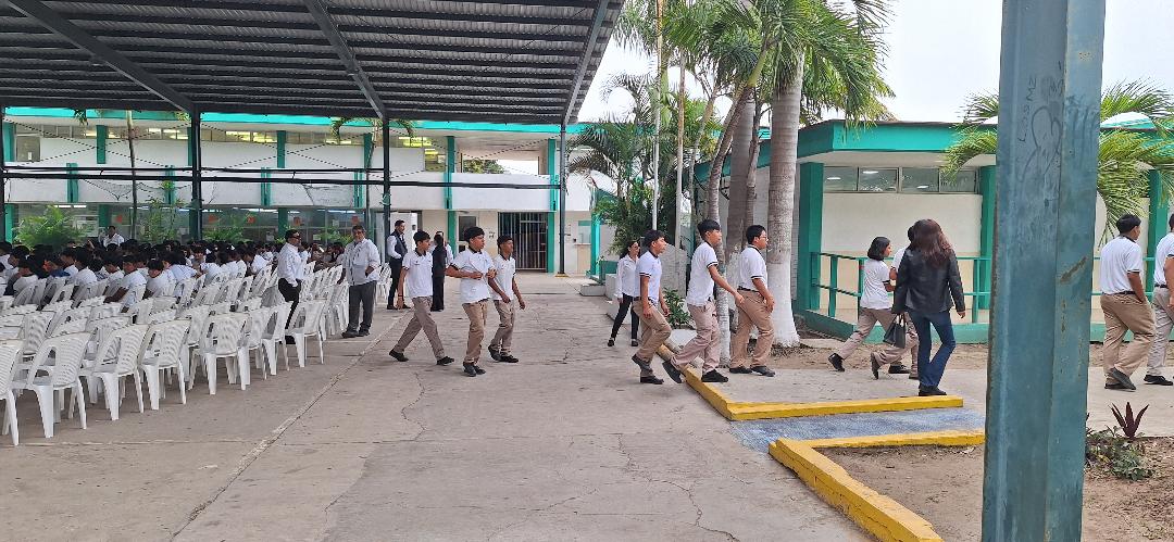 2 BECAS