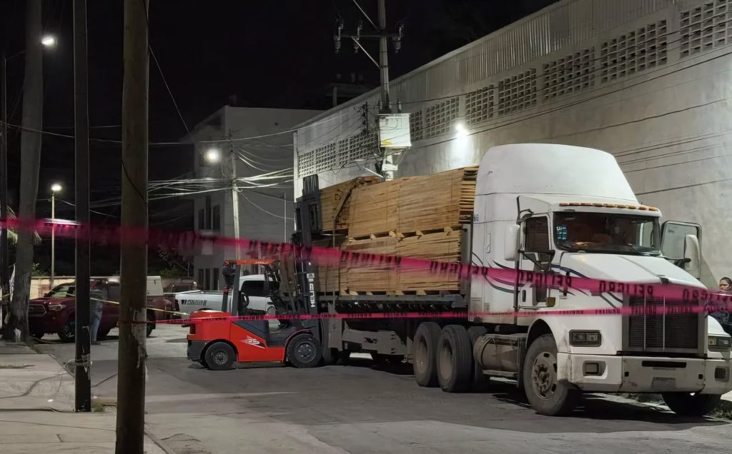 hombre-muere-aplastado-tablas-madera