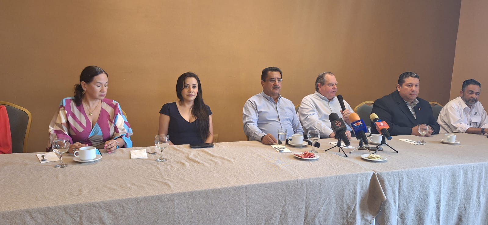 1 MEMORIA