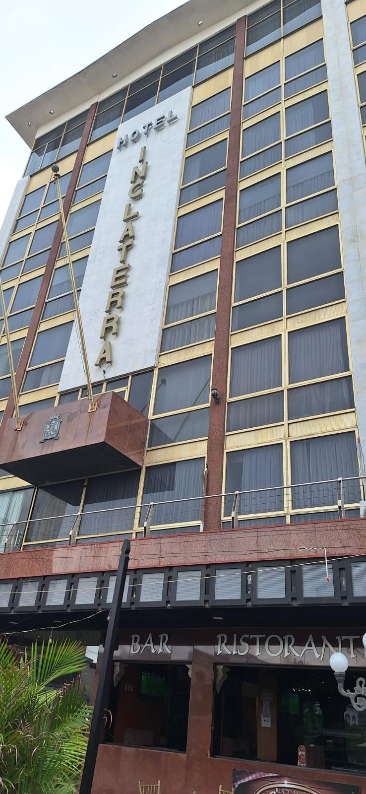 3 HOTELEROS