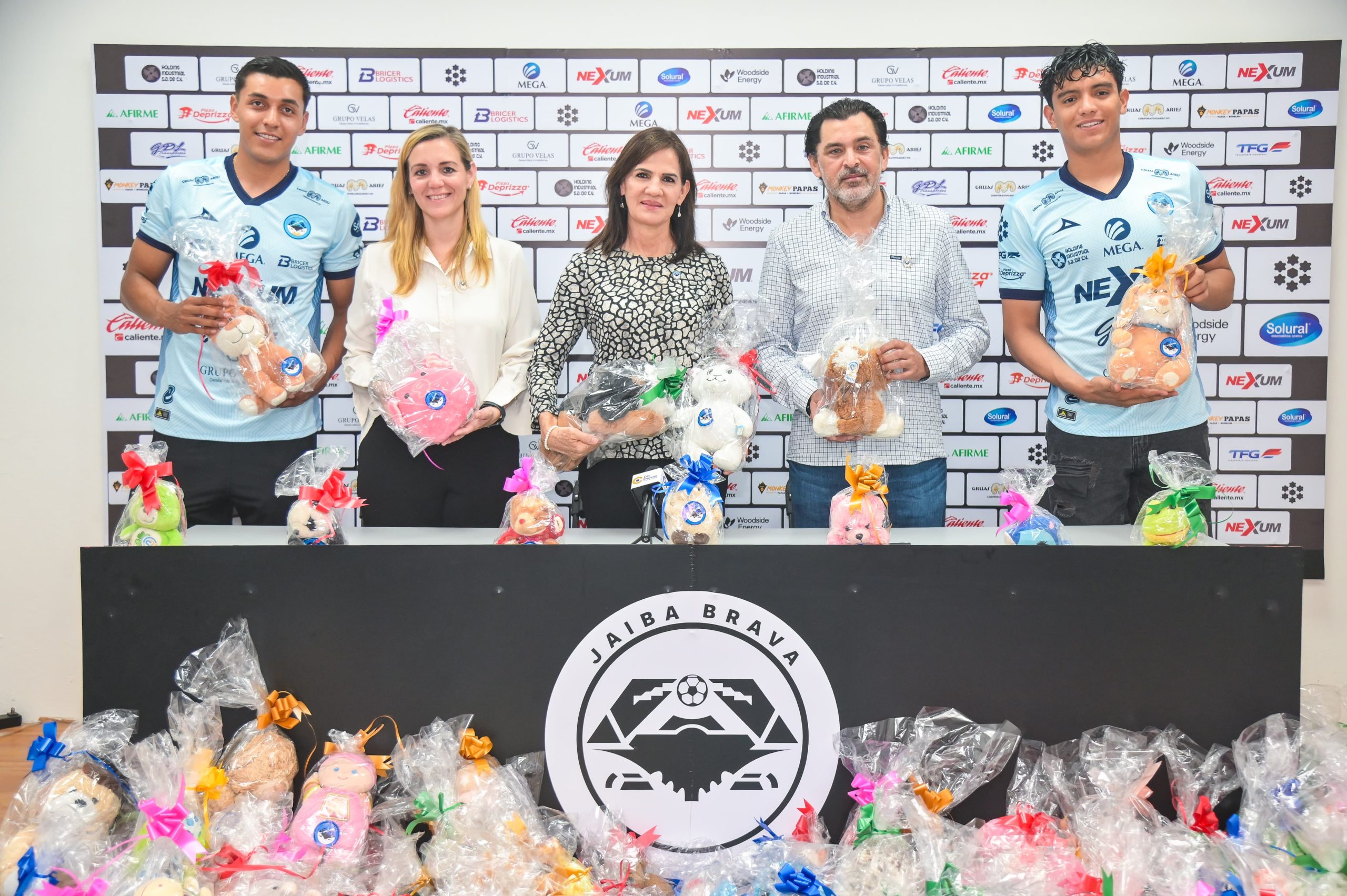 3 PELUCHES